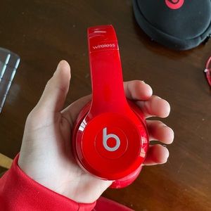 Beats by Dr. Dre Solo3 Bluetooth On-Ear Headphones, Red,